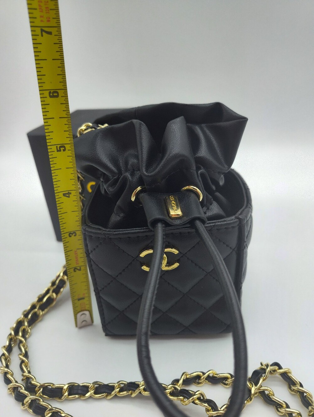 CHANEL Makeup Quilted Mini Bucket Bag Chain Strap Black Cosmetic Holder NIB GWP - Picture 7 of 10